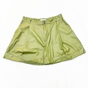 Aeron Hungary Green Faux Leather Cuffed Short Pants Size 40 NWOT